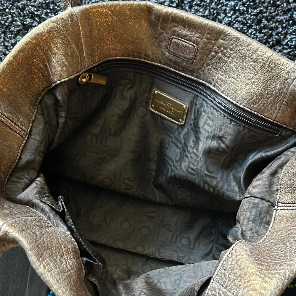 208. Salvatore Ferragamo Metallic Gold/Bronze Shoulder Bag - Picture 4 of 11